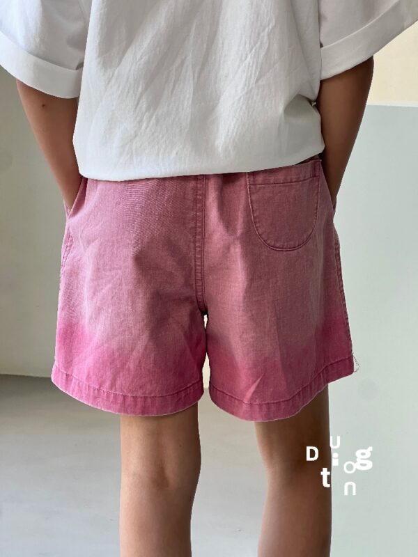 Children’s clothing 146