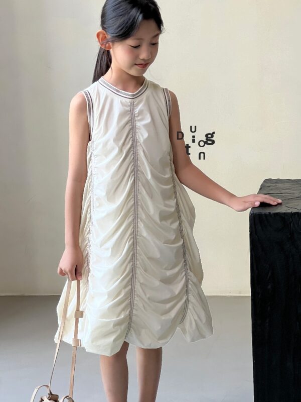 Children’s clothing 126