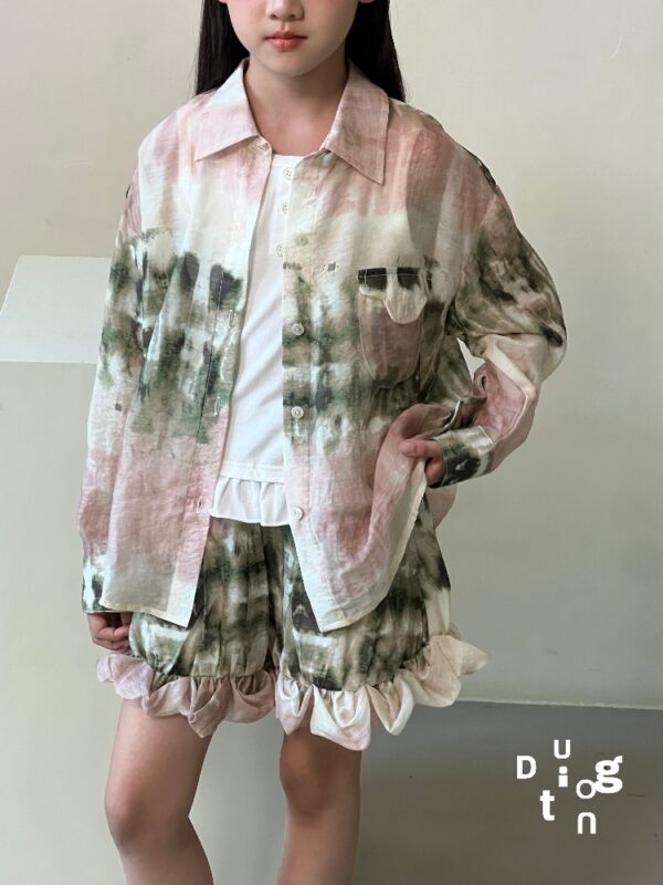 Children’s clothing 180