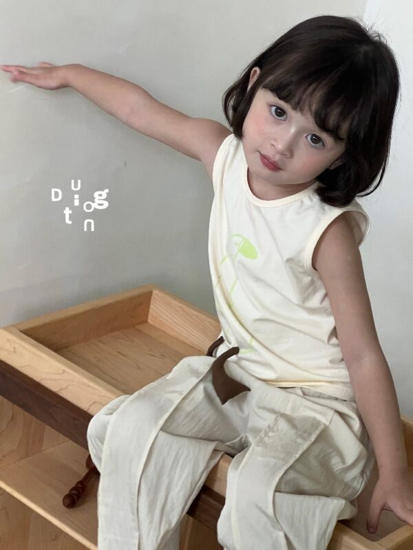 Children’s clothing 21