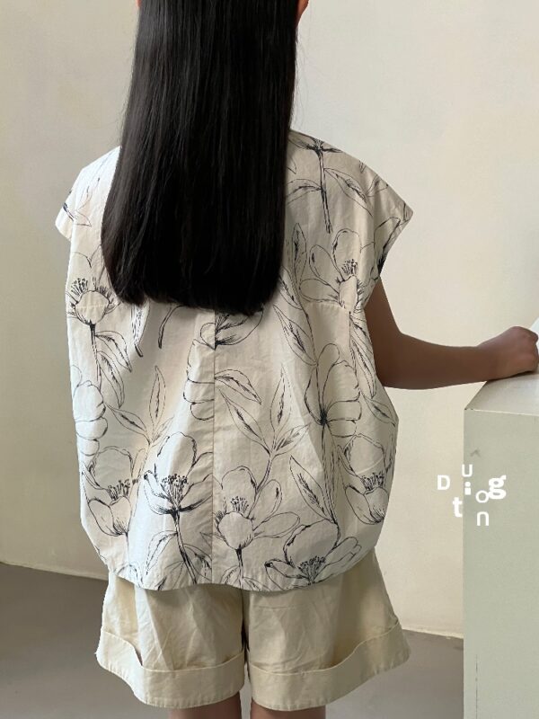 Children’s clothing 190