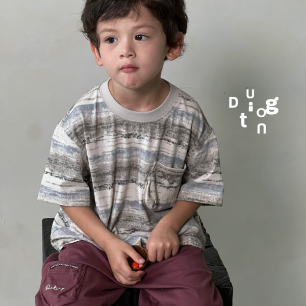 Children's clothing for boys, suitable for young and middle - aged children
