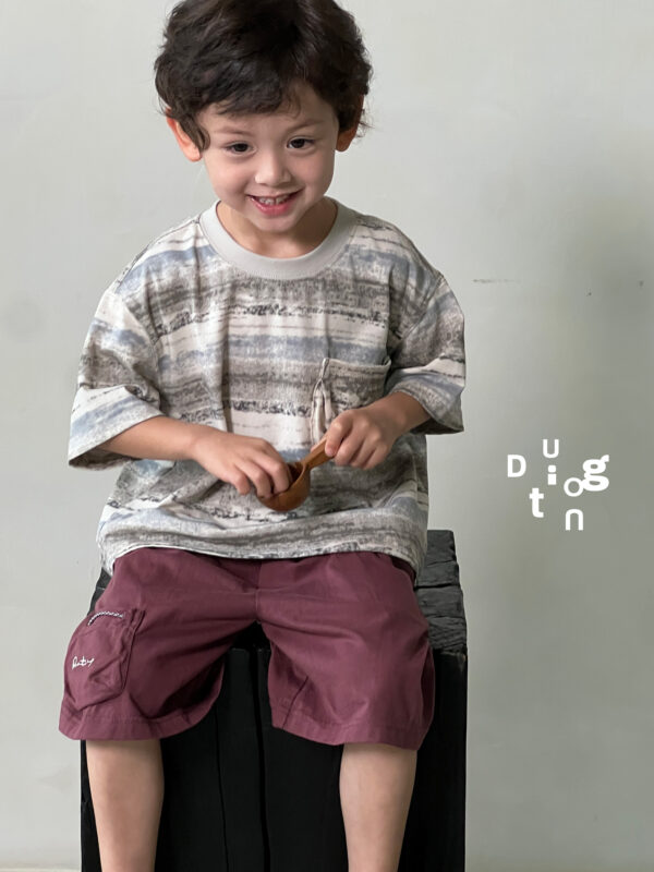 Children's clothing for boys, suitable for young and middle - aged children