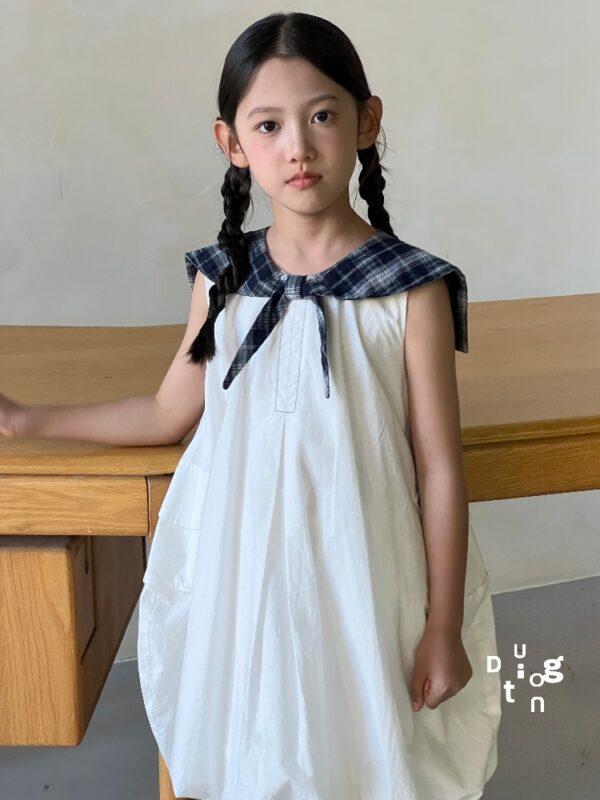 Children’s clothing 196