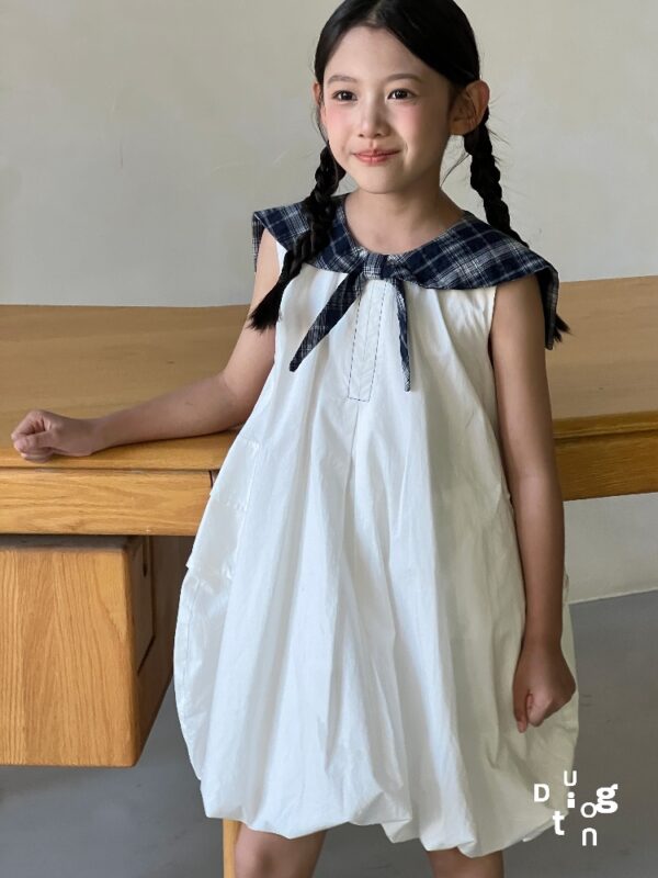 Children’s clothing 196