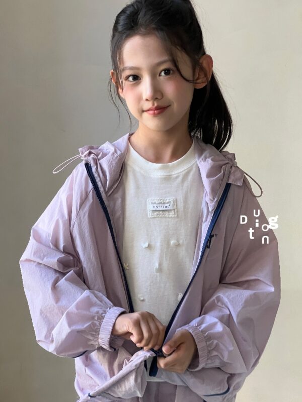 Children’s clothing 176