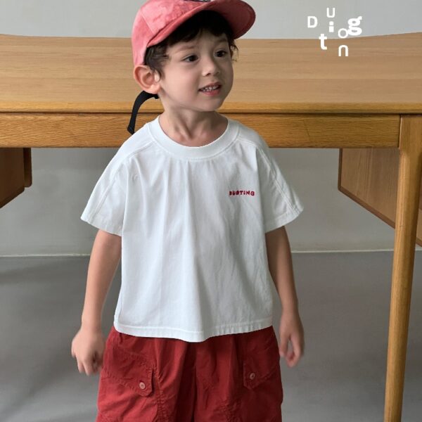 Children’s clothing 16