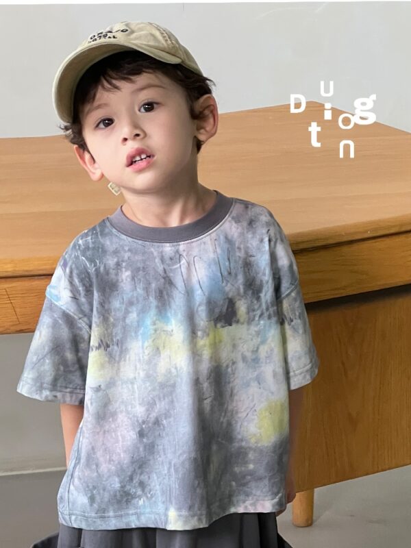 Children’s clothing 17