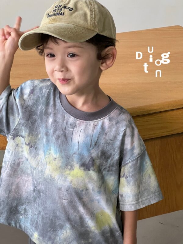 Children’s clothing 17