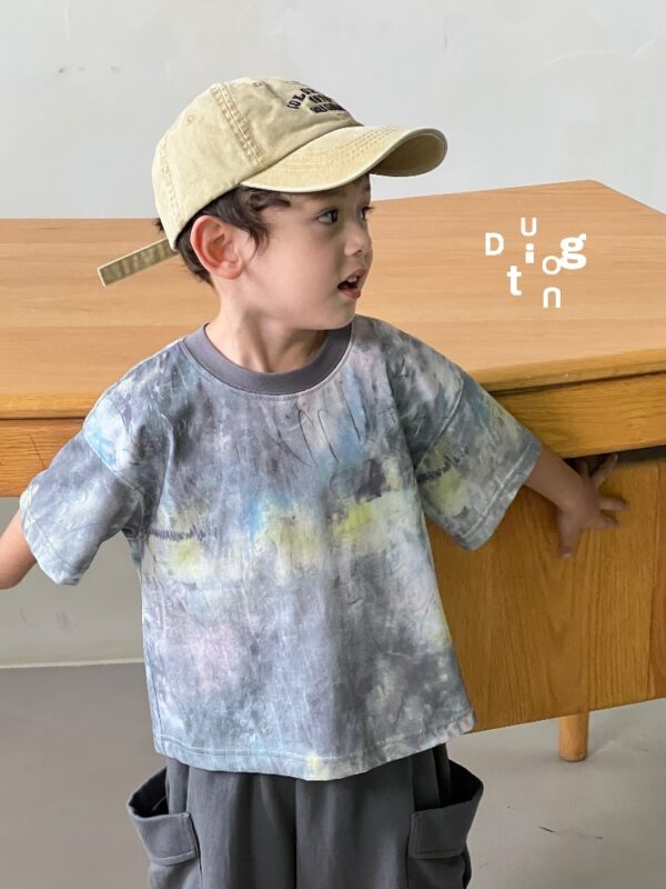 Children’s clothing 17