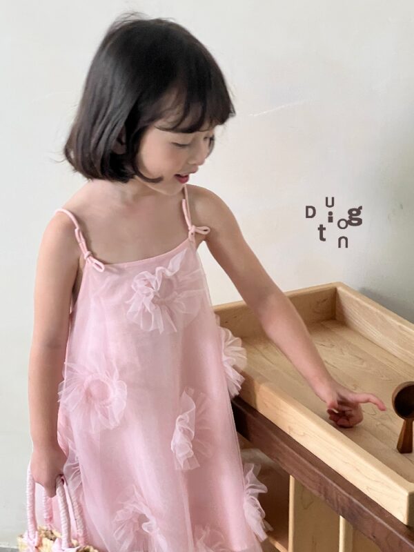 Children’s clothing 22