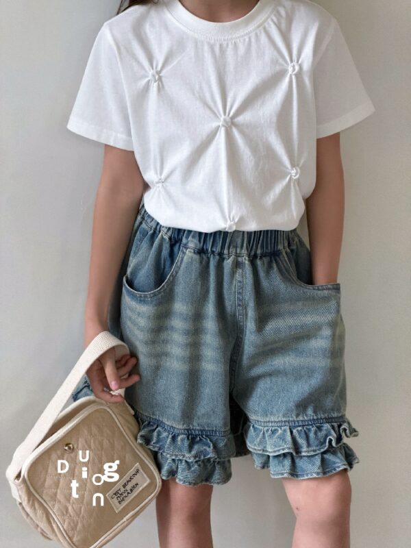 Children’s clothing 46