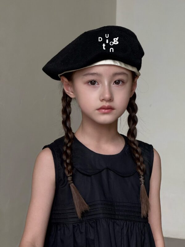 Children’s clothing 52