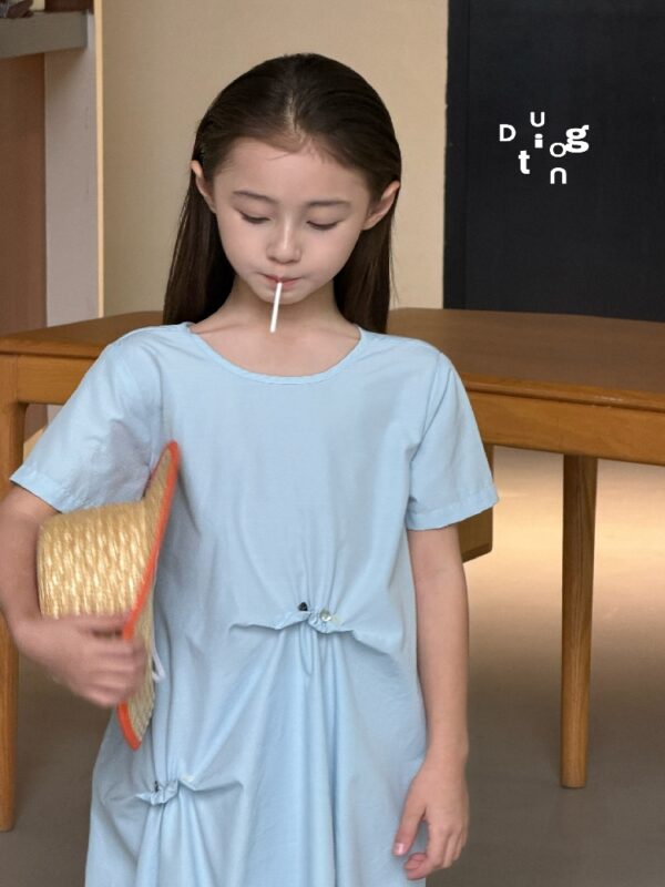 Children’s clothing 56