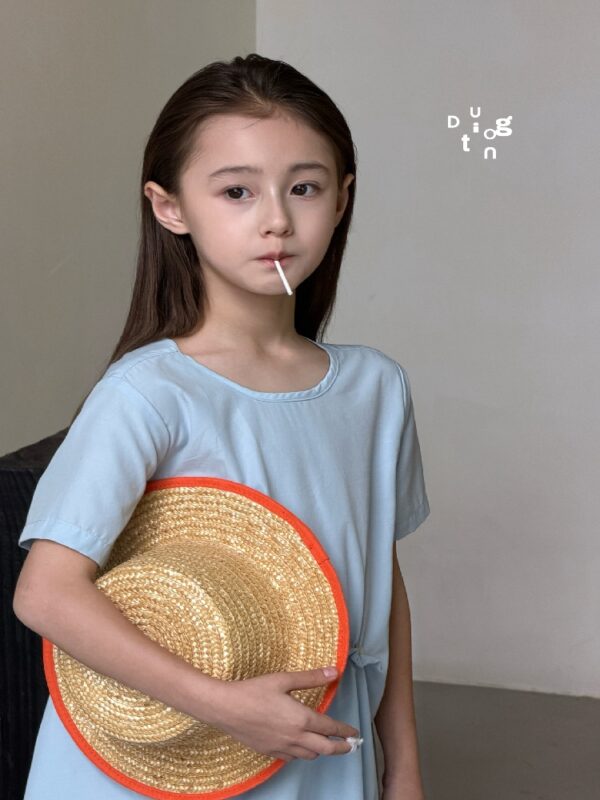 Children’s clothing 56