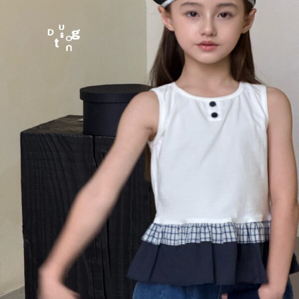 Children’s clothing 58