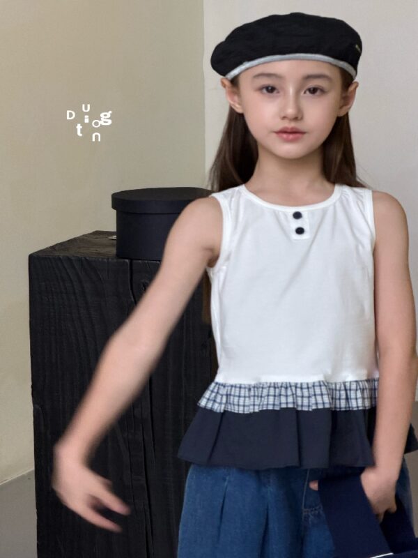 Children’s clothing 58