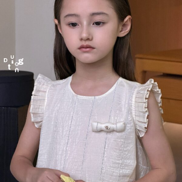 Children’s clothing 60