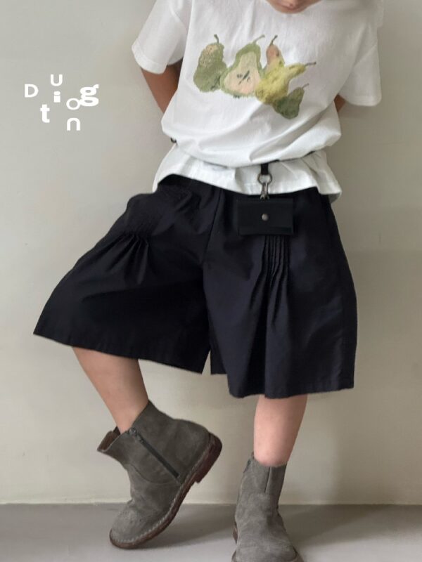 Children’s clothing 92