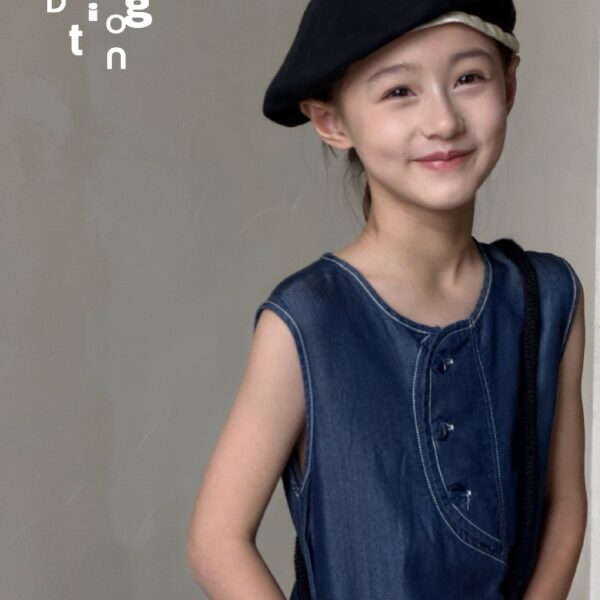 Children’s clothing 66