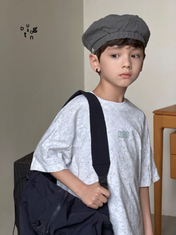 Children’s clothing 150