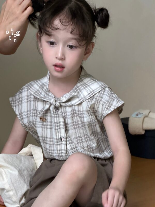 Children’s clothing 39