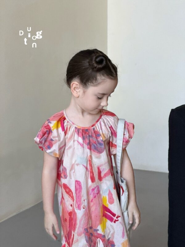 Children’s clothing 130