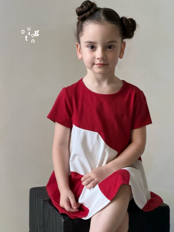 Children’s clothing 110