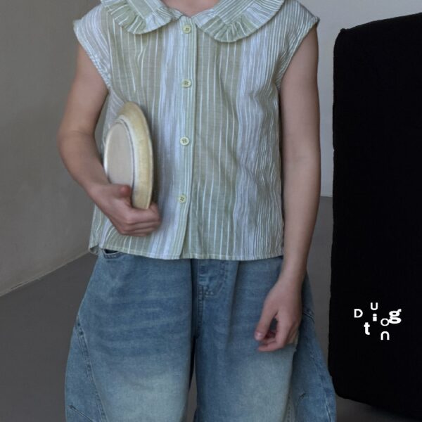 Children’s clothing 72