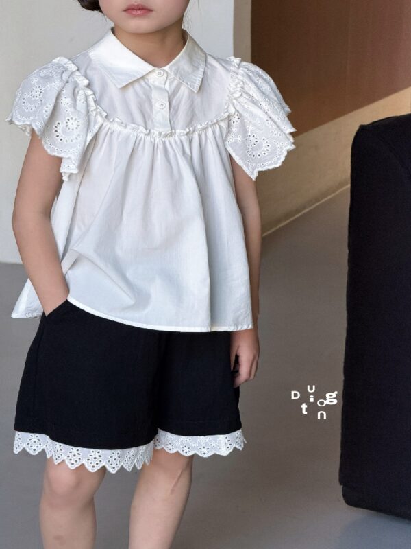 Children’s clothing 68