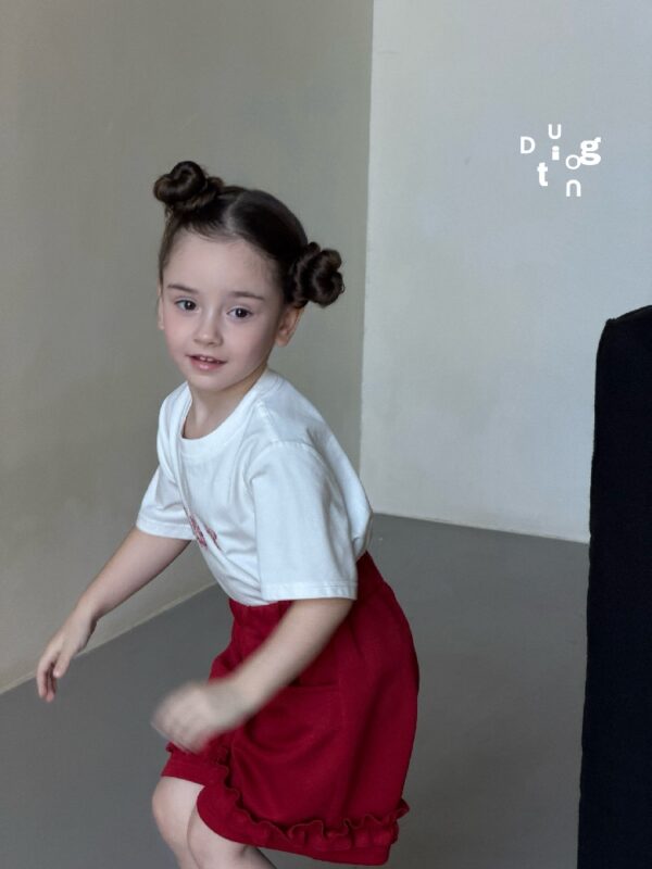 Children’s clothing 140