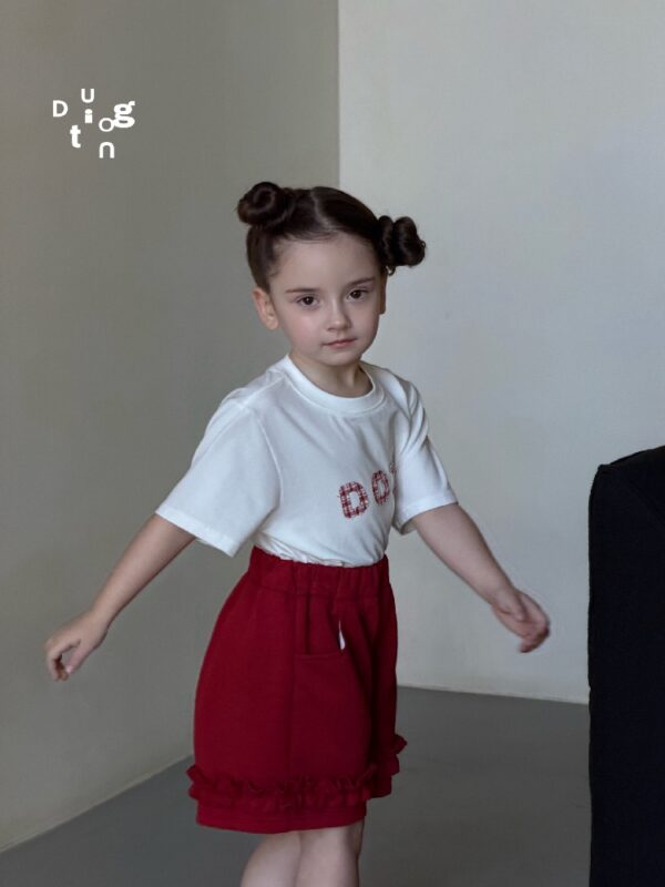 Children’s clothing 140