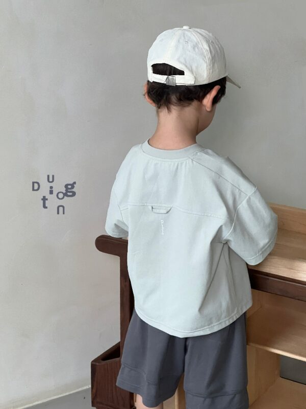 Children’s clothing 7