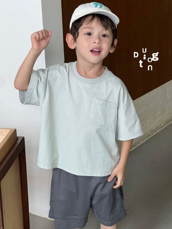 Children’s clothing 7