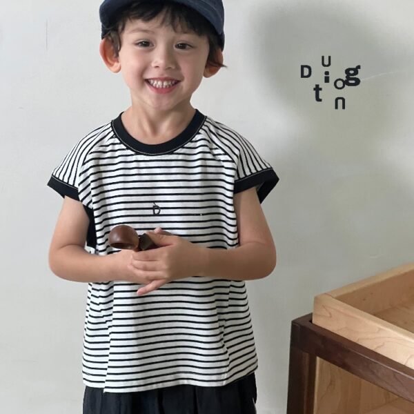 Children’s clothing 9