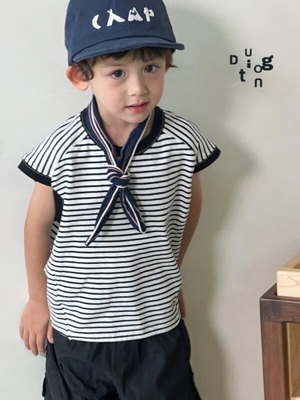 Children’s clothing 9