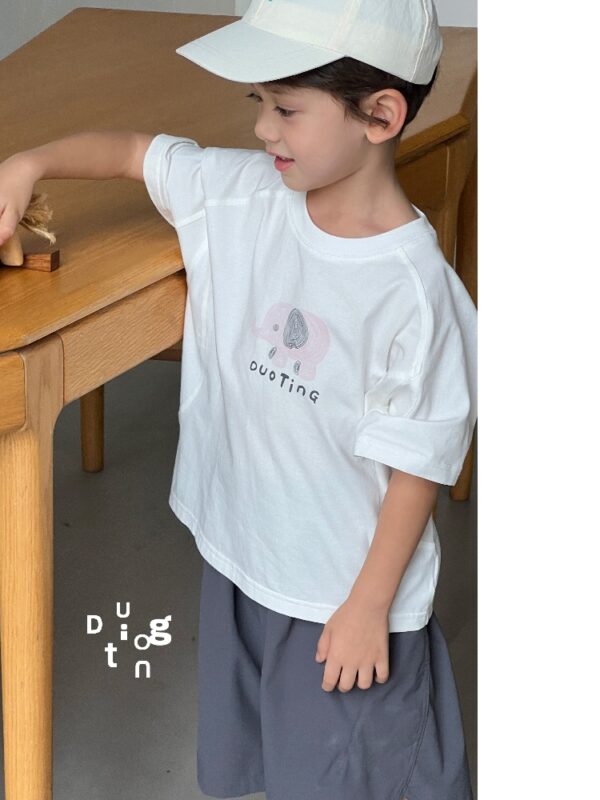 Children’s clothing 20