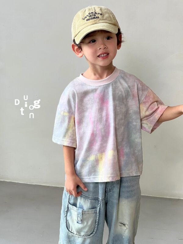 Children’s clothing 14